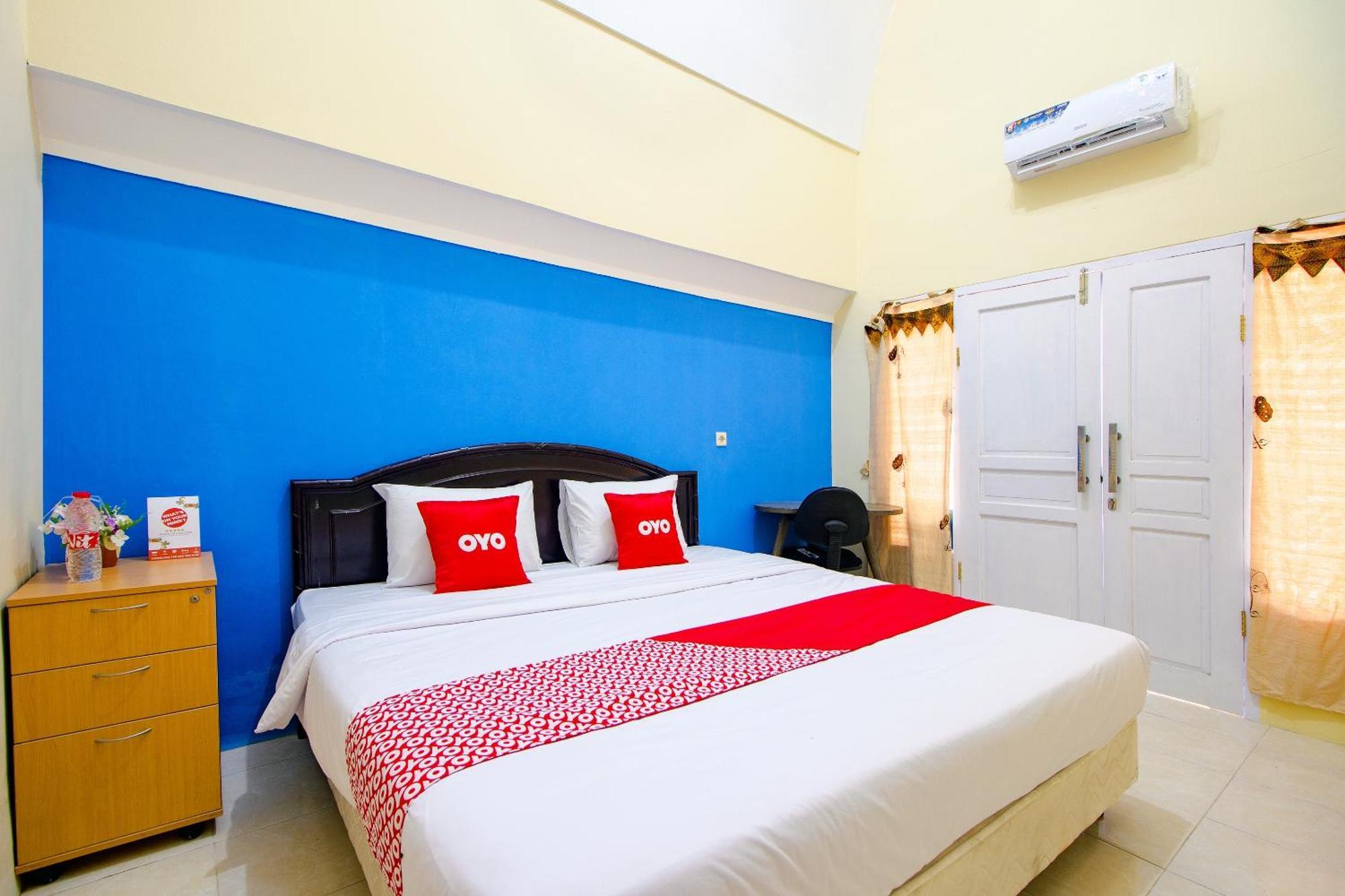Hotel Oyo Life 1643 Grand Monica Maguwo Exterior foto